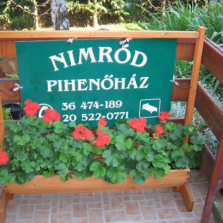 ホテル Nimrod Pihenohaz エゲルサローク エクステリア 写真
